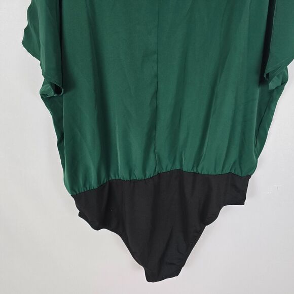 Bloomchic Bodysuit Women's 2X Green Short Sleeve V-Neck Back Cut Out NWT - Picture 7 of 10